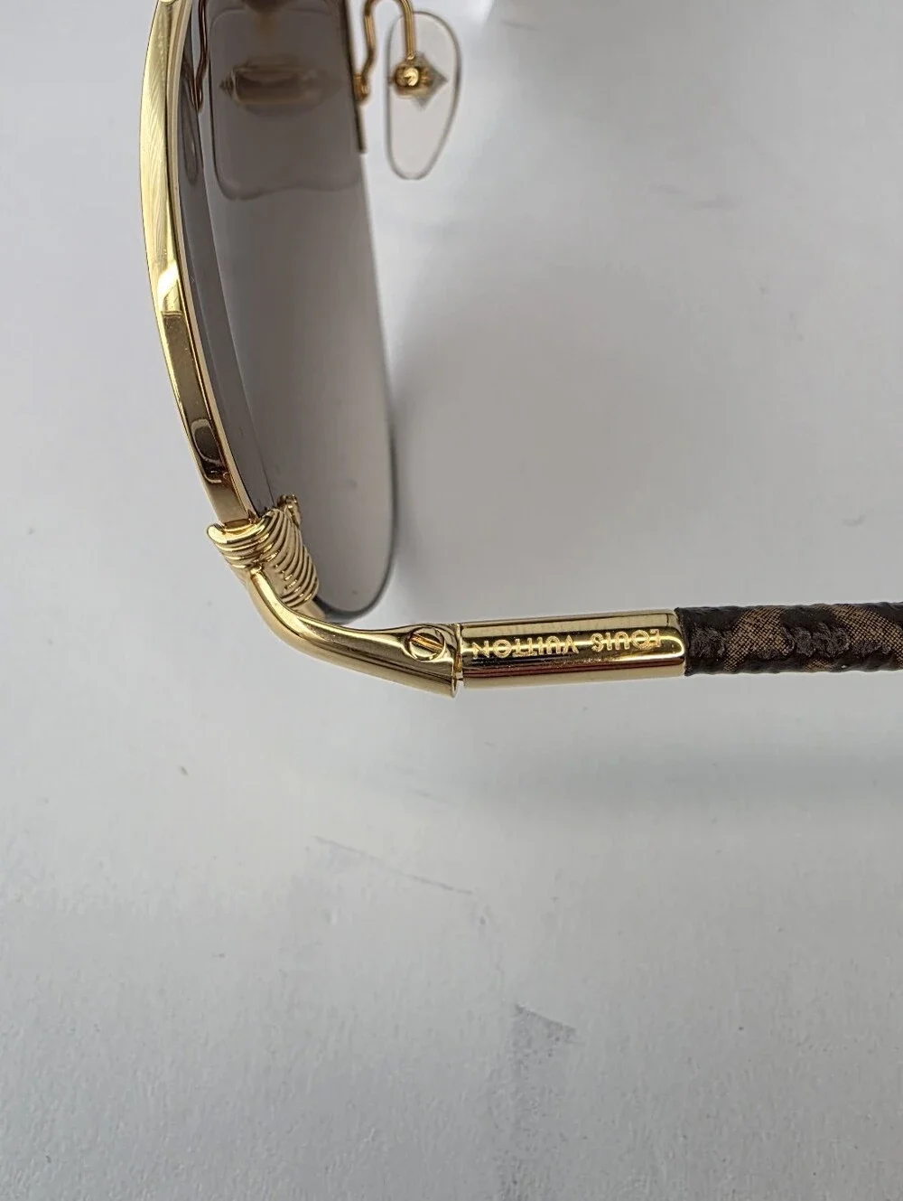 Louis Vuitton Monogram Petite Viola Pilote Aviator Sunglasses